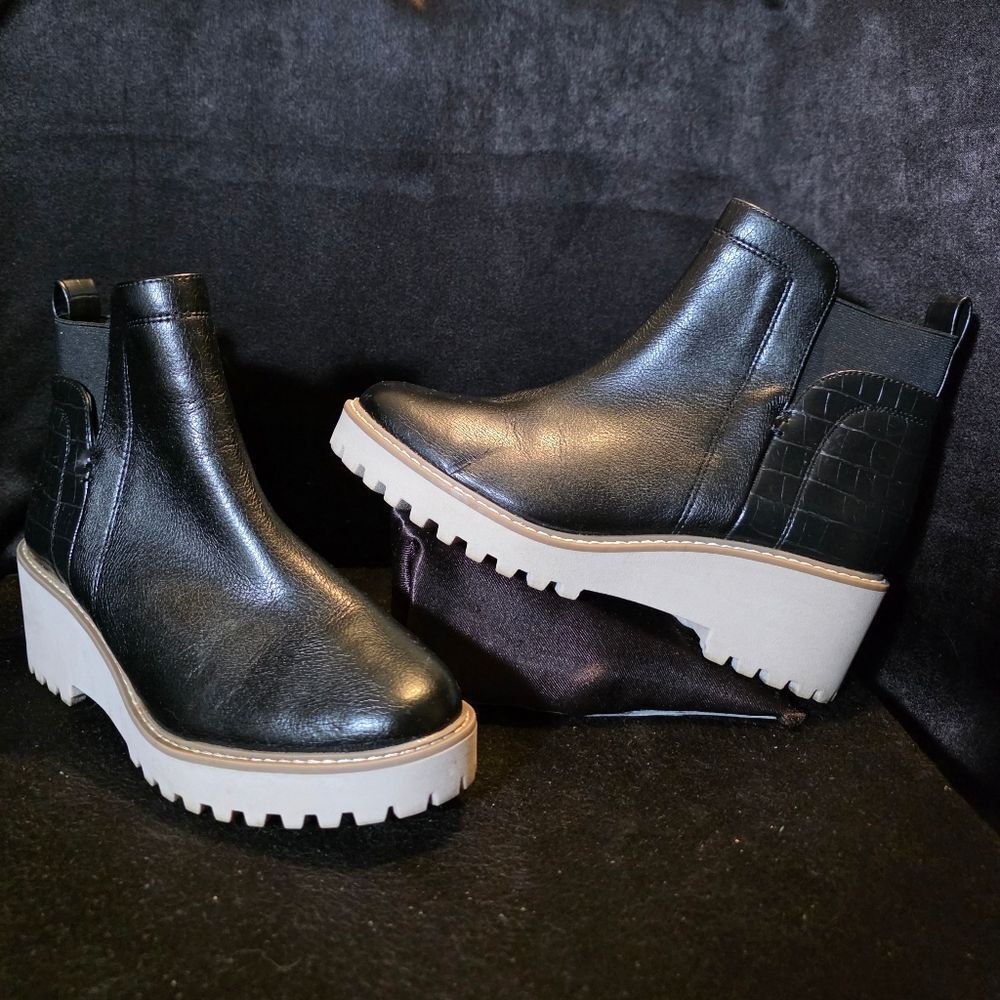 Dolce Vita Ankle Booties Womens Size 9